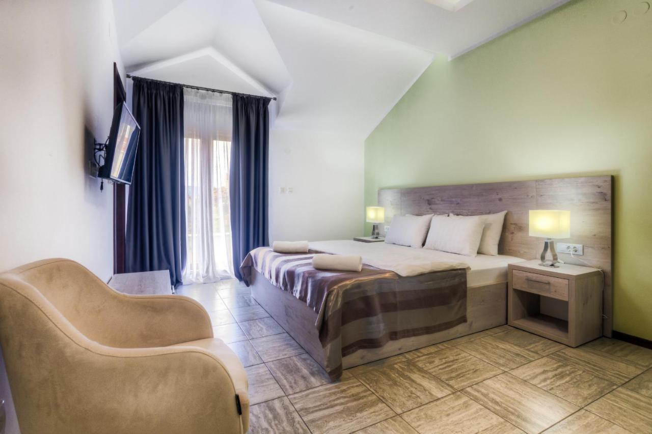 Riva Residence Ðenovići Екстериор снимка