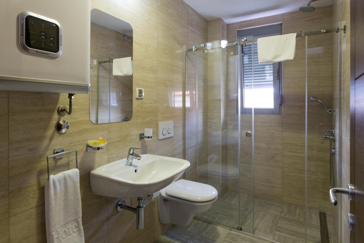 Riva Residence Ðenovići Екстериор снимка