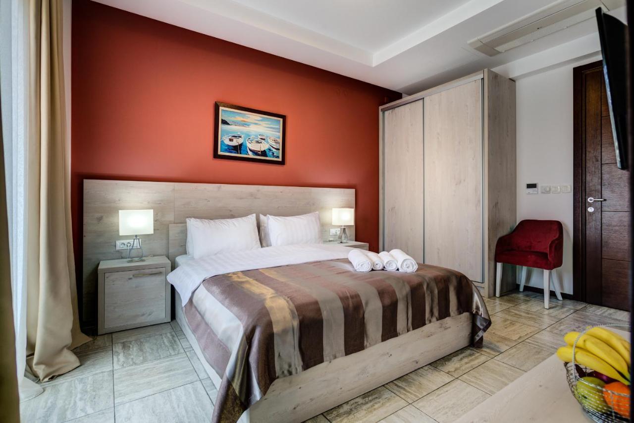 Riva Residence Ðenovići Екстериор снимка